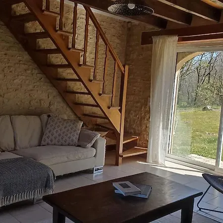 Holiday home Les Tavernes*authentique*calme*piscine Daglan